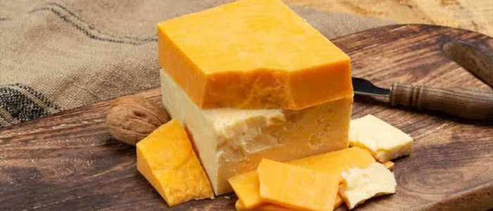 Mature- Coloured Cheddar 